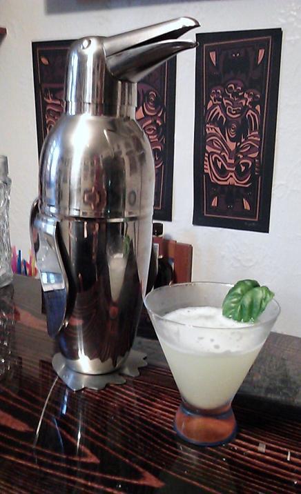 Retro Cocktail Recipe : Basil and Pineapple Martini