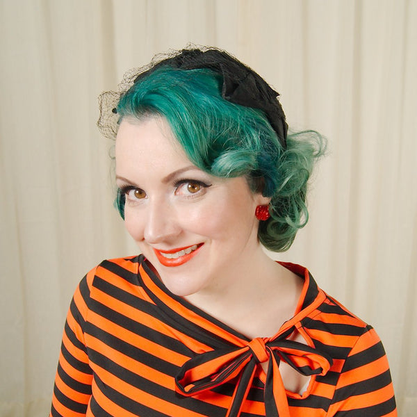 1950s Black Petal Crescent Hat Cats Like Us
