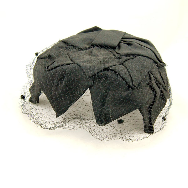 1950s Black Petal Crescent Hat Cats Like Us