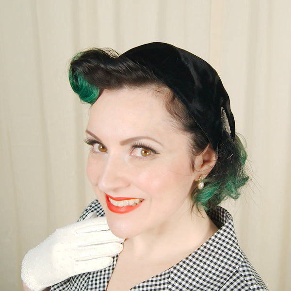 1950s Black Velvet Feather Cats Like Us
