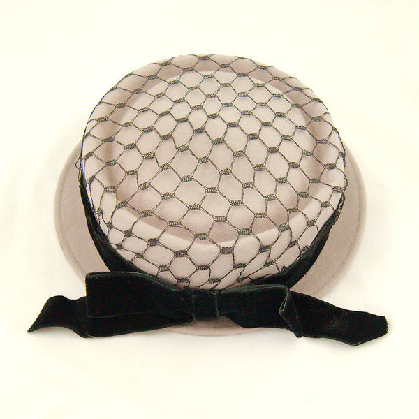 1950s Gray Wool Netting Hat Cats Like Us