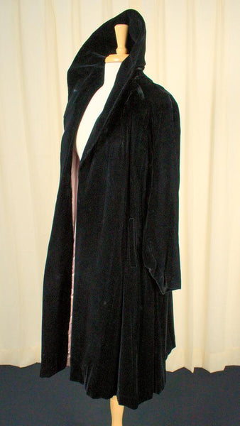 1950s Inky Black Velvet Coat Cats Like Us