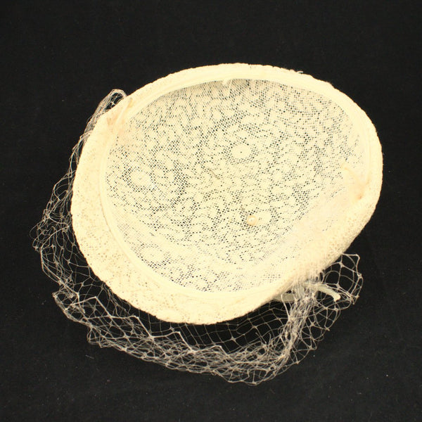 1950s Off White Lace & Bow Hat Cats Like Us