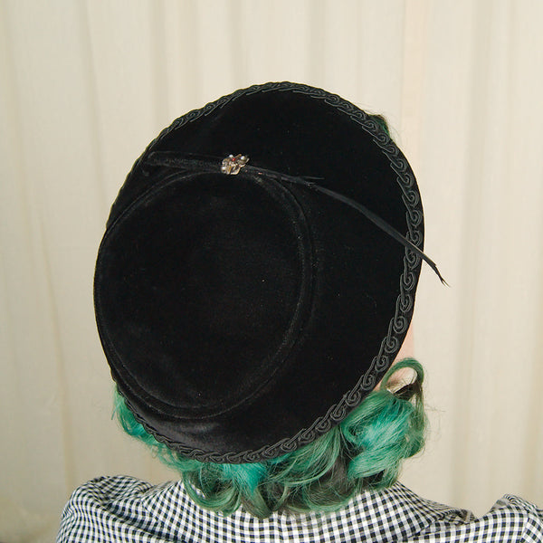 1950s Velvet Platter Hat Cats Like Us