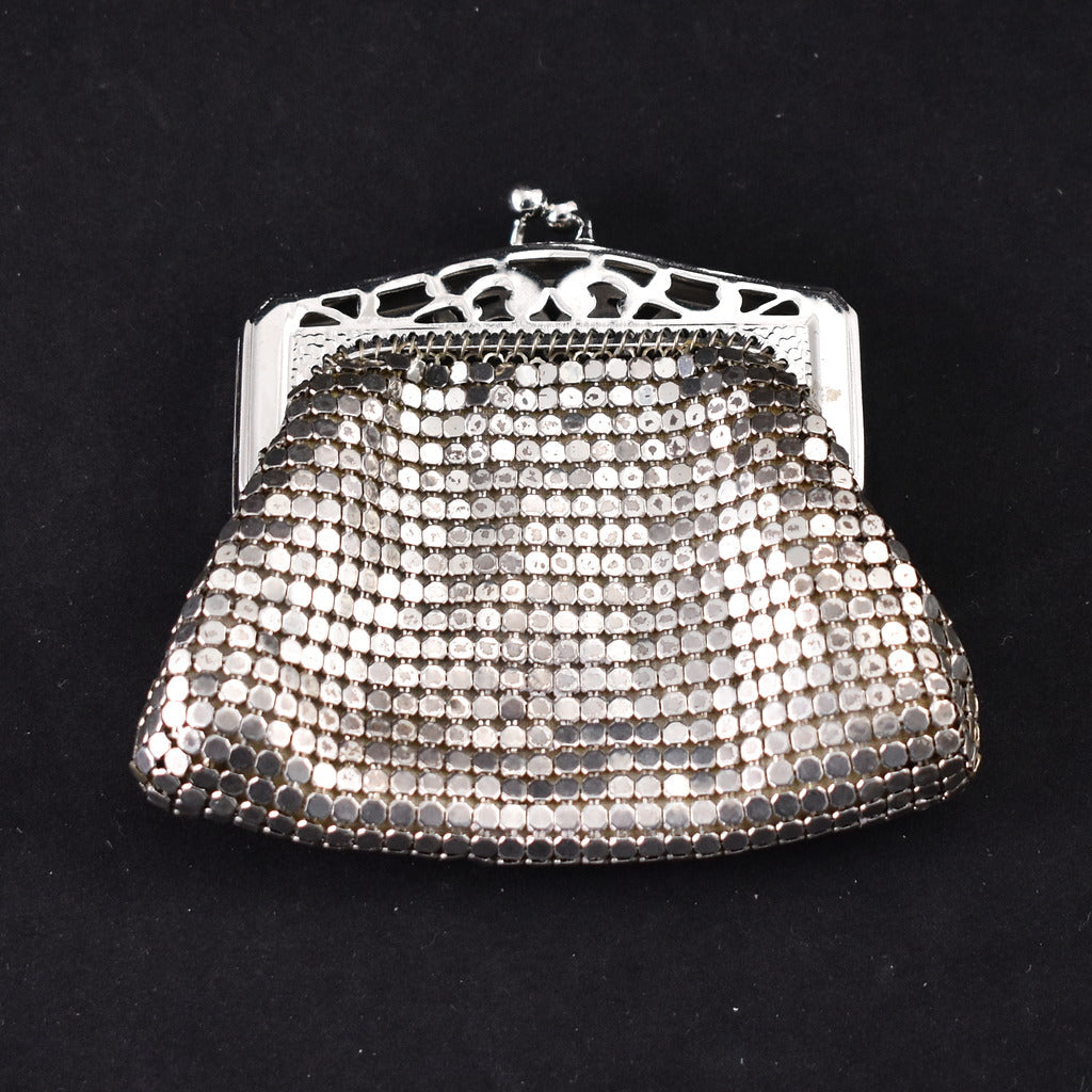 1950s Vintage Silver Mesh Change Purse by Mesh Whiting and Davis