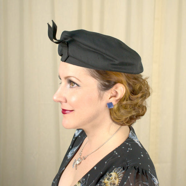 1950s Vintage Simple Black Beret Hat Cats Like Us