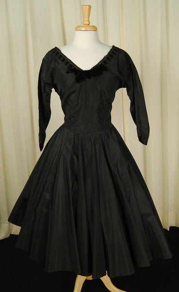 1950s Vintage Taffeta Velvet Dress Cats Like Us
