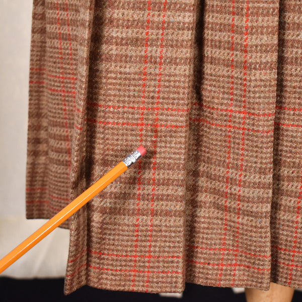 1950s Vintage Tan & Red Pleated Skirt Cats Like Us