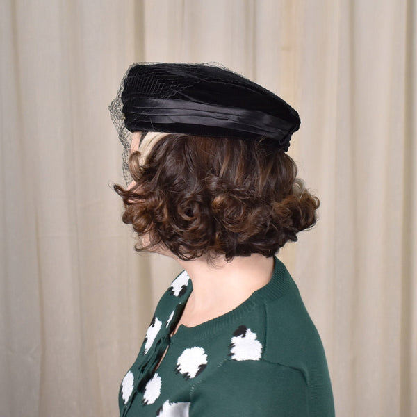 1950s Vintage Velvet Pillbox Hat w Pin Cats Like Us