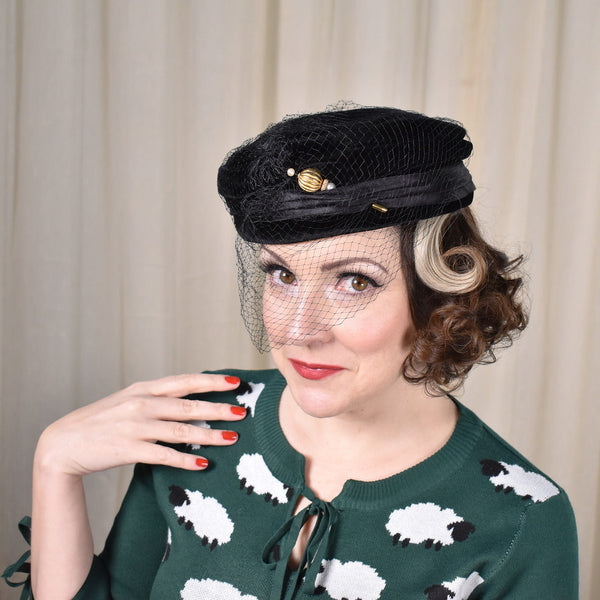 1950s Vintage Velvet Pillbox Hat w Pin Cats Like Us