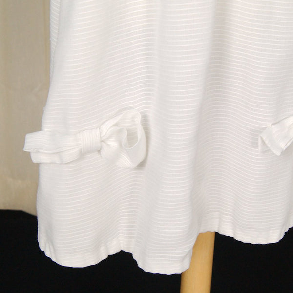 1950s Vintage White Bow Swing Dress Cats Like Us