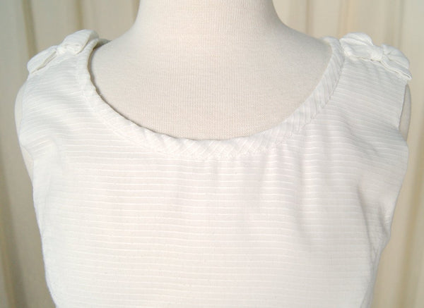 1950s Vintage White Bow Swing Dress Cats Like Us