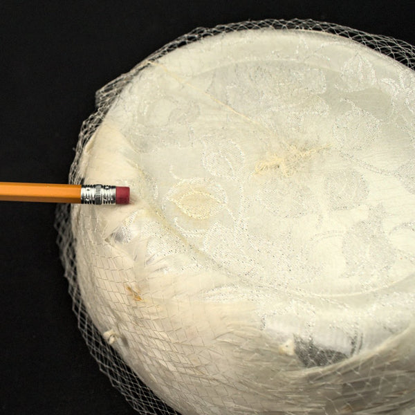 1960s Off White Feather Hat Cats Like Us