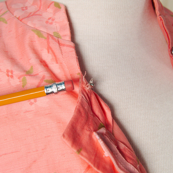 1960s Vintage Asian Lounge Robe Dress Cats Like Us