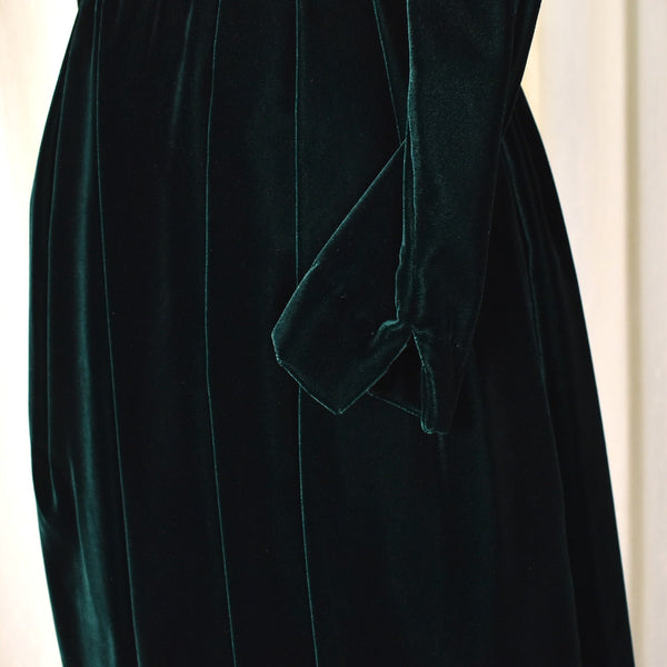 1960s Vintage Jade Green Velvet Dress Cats Like Us