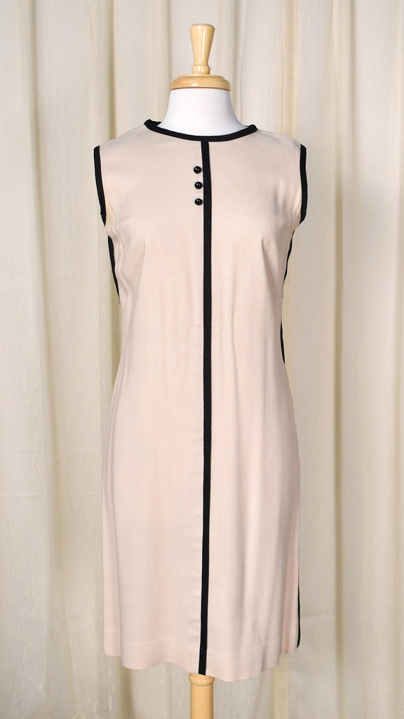 1960s shift dress Vintage Saks Fifth Avenue Madras with Grommeted Lacing, Circa portmanteau new york where elegance and comfort never go out of style Vintage 1960s Shift Dress Pattern,