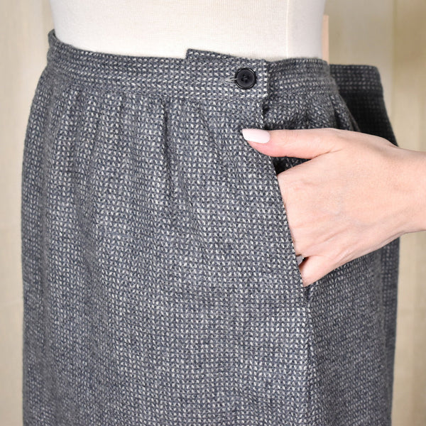 1970s Vintage Gray Wool Weaved Skirt Cats Like Us