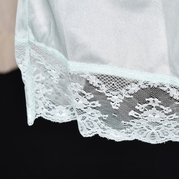1980s Vintage NWOT Mint Lace Night Gown Cats Like Us