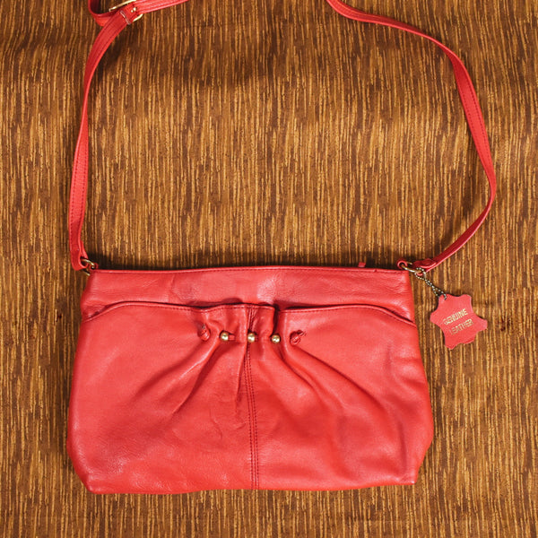 1990s Vintage Red Leather Gold Bead Handbag Cats Like Us