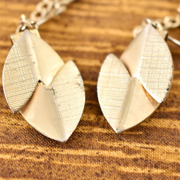 Abstract Leaf Vintage Sweater Clips Cats Like Us