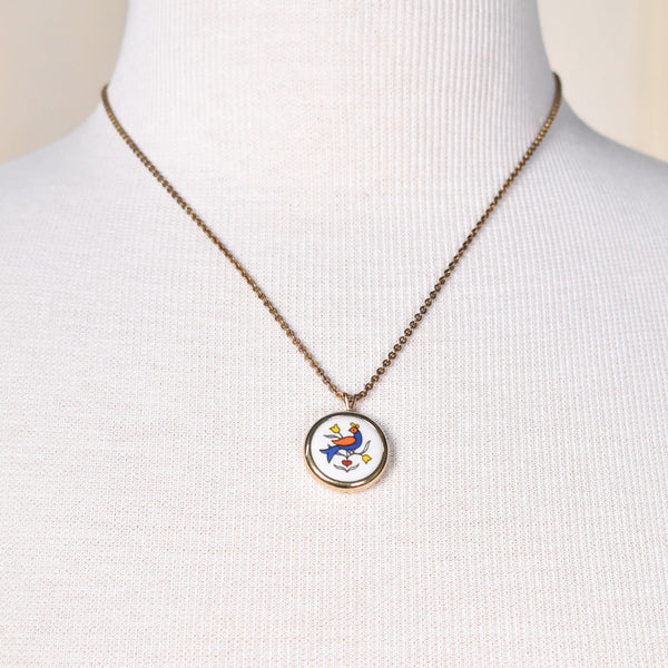 Avon Bird of Happiness Necklace Cats Like Us