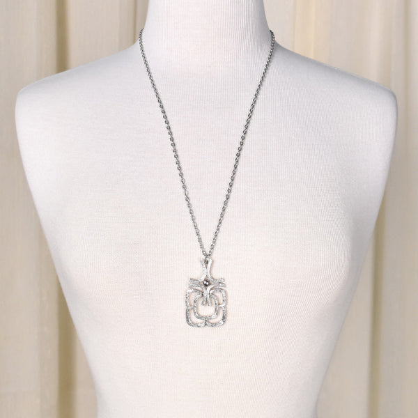Avon Mayan Pendant Necklace Cats Like Us