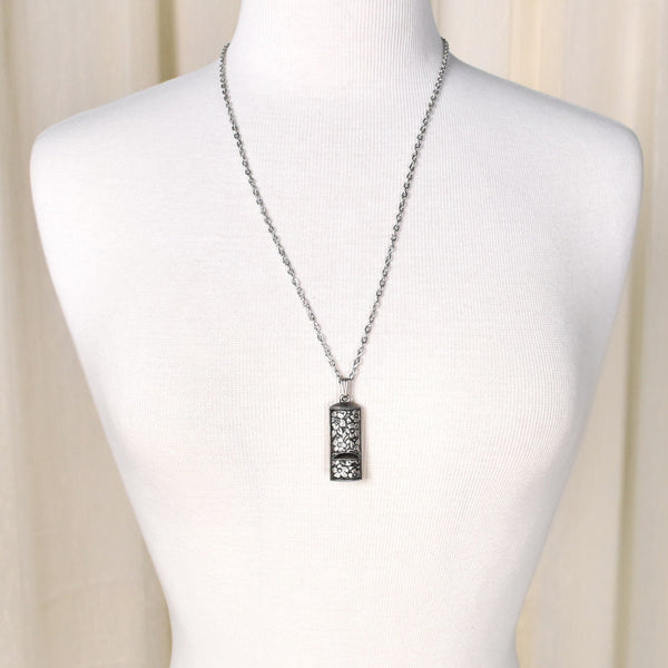 Avon Silver Note Necklace Cats Like Us