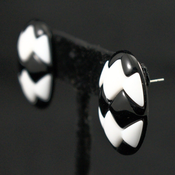 Black & White Oval Vintage Earrings Cats Like Us