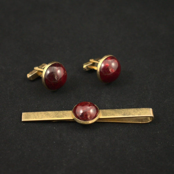 Burgundy Tie Bar & Cufflinks Cats Like Us
