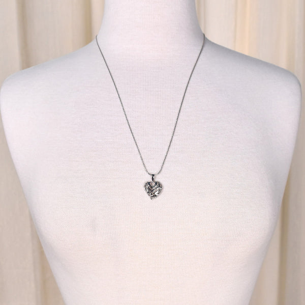 14K Etched White Gold Heart Pendant Necklace