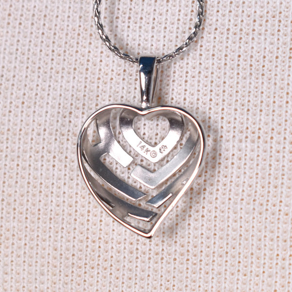 14K Etched White Gold Heart Pendant Necklace