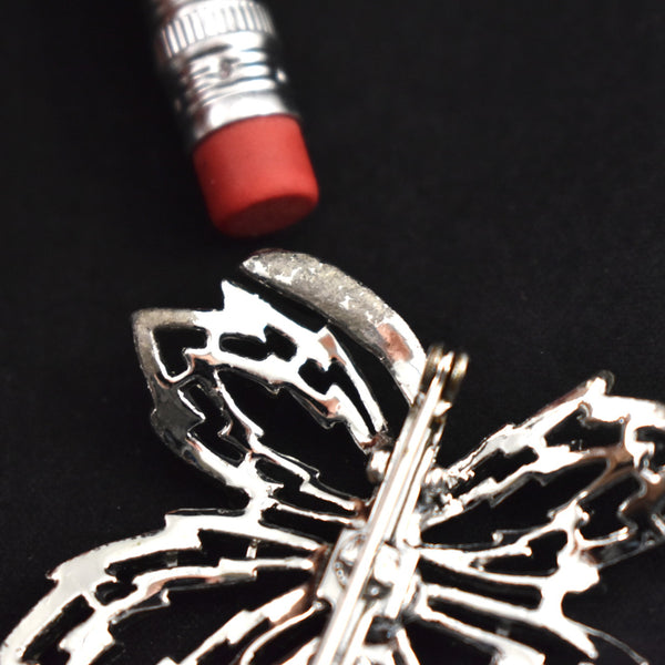 Shiny Textured Open Silver Leaf Brooch