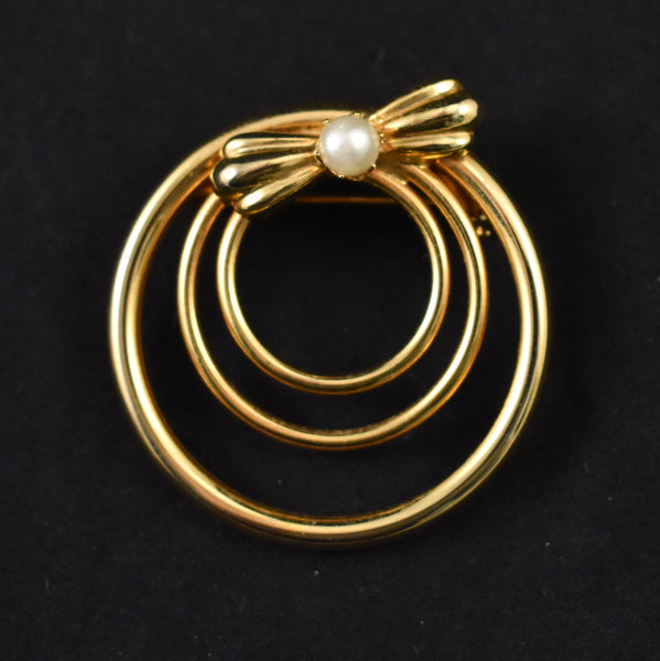 Concentric Circle Pearl Bow Brooch