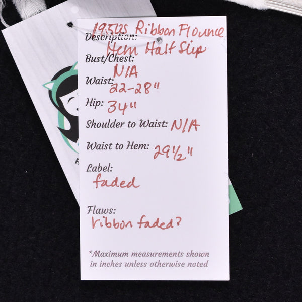 1950s Off White Ribbon Flounce Hem Half Slip W22-28