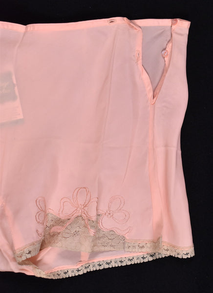 NWOT 1930s Peach Lace Tap Slip Shorts