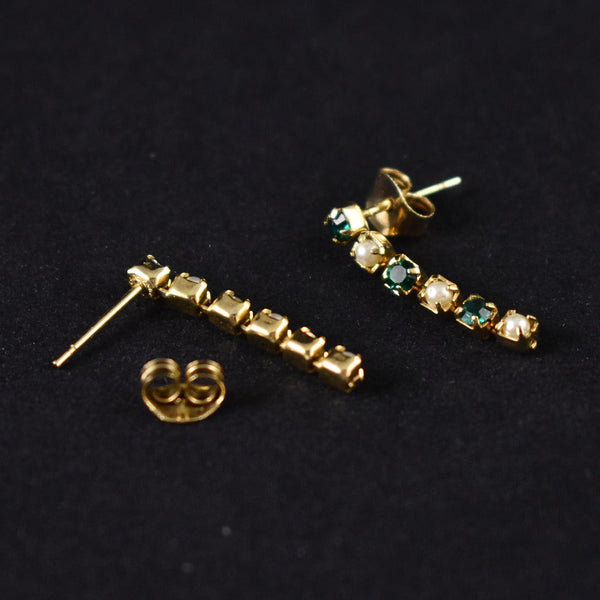 Dainty Pearl & Green Vintage Earrings Cats Like Us