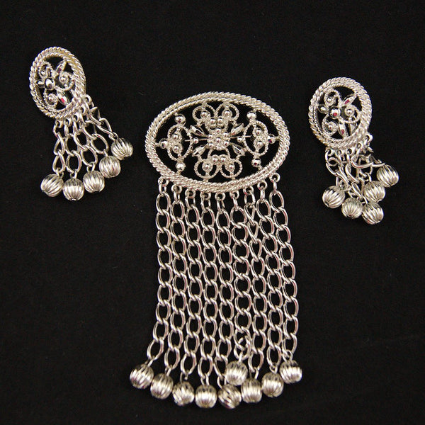 Fashion in Motion Brooch Set Cats Like Us