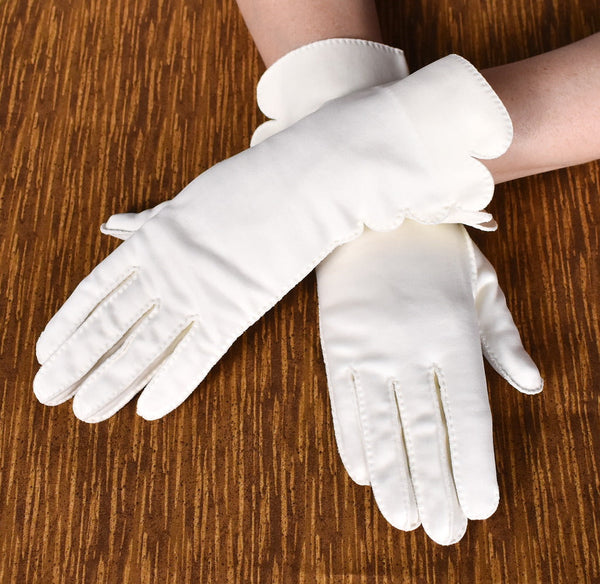 Gauntlet Scallop Vintage Gloves Cats Like Us