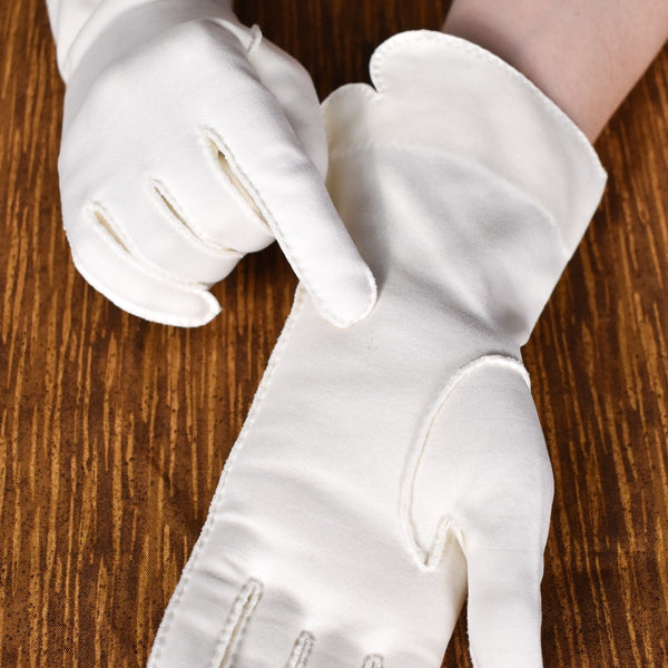 Gauntlet Scallop Vintage Gloves Cats Like Us