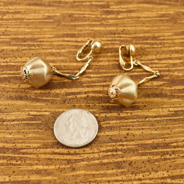 Gold Fashion Swinger Earrings Cats Like Us