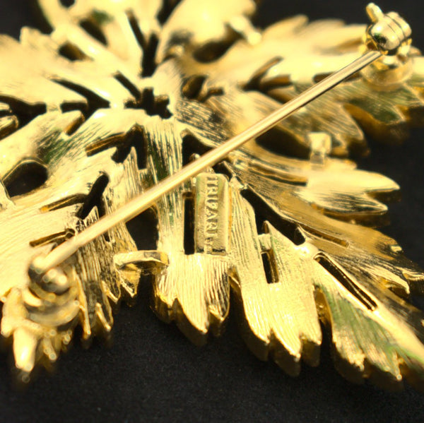 Gold Maple Leaf Brooch Cats Like Us
