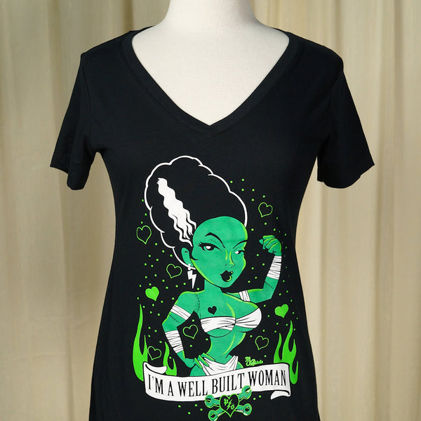 I'm a Well Built Woman T Shirt Cats Like Us