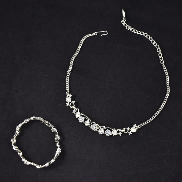 Ice Blue Vintage Rhinestone & Leaf Set Cats Like Us