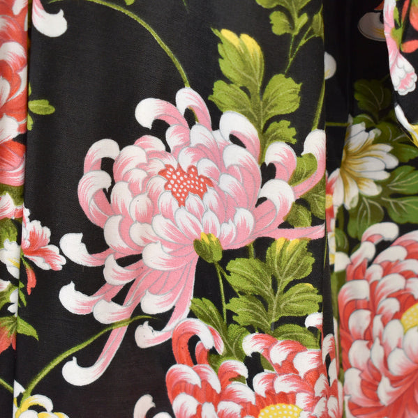 Ichi Ban 70s does 1940s Vintage Kimono Robe Cats Like Us