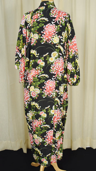 Ichi Ban 70s does 1940s Vintage Kimono Robe Cats Like Us