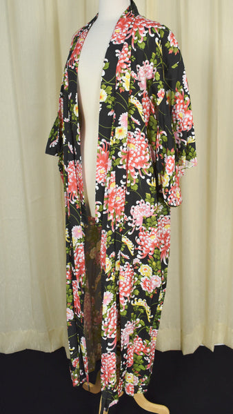 Ichi Ban 70s does 1940s Vintage Kimono Robe Cats Like Us