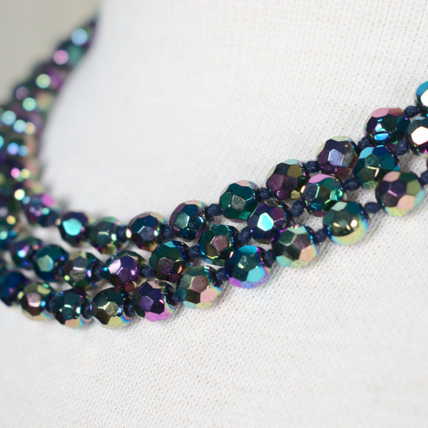 Long Black Iridescent Necklace Cats Like Us