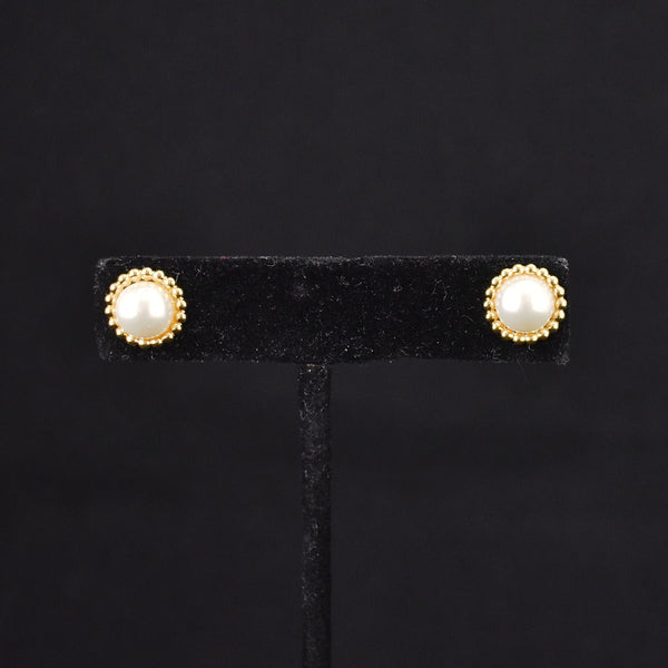 NOS Gold & Pearl Stud Earrings Cats Like Us