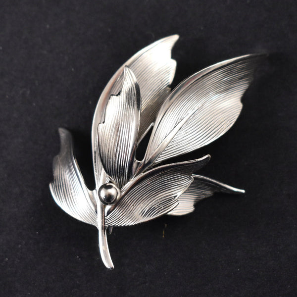 NOS Silver Leaf Brooch Set Cats Like Us