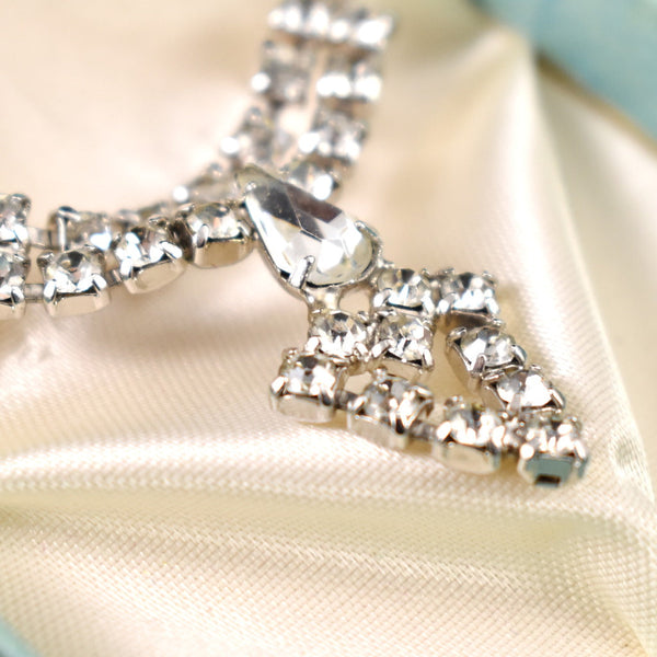 NOS Vintage Rhinestone Point Necklace Cats Like Us